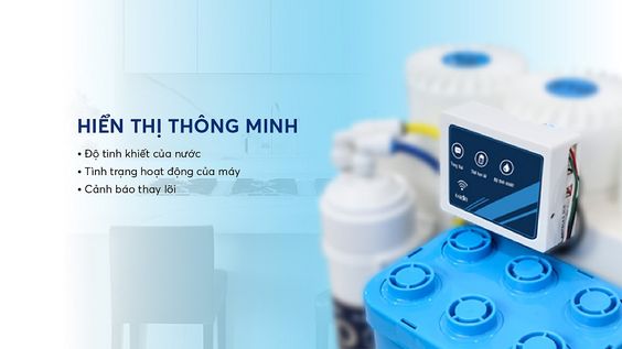 Máy lọc nước Karofi 10 lõi KAQ-U95 trang bị bảng hiển thị thông minh